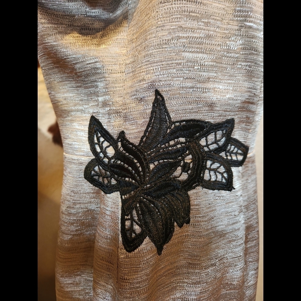 Evan Picone Silver and Black Sheath Midi Dress - Picture 4 of 9